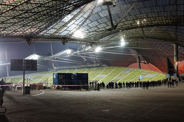 在场下也被 在场下也被